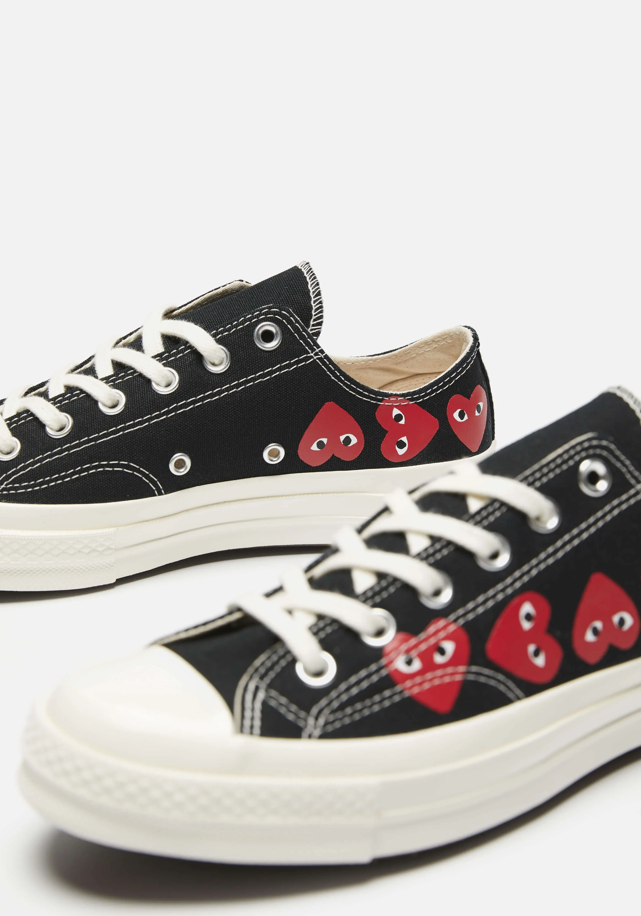 CDG PLAY CONVERSE MULTI HEART 70S LOW