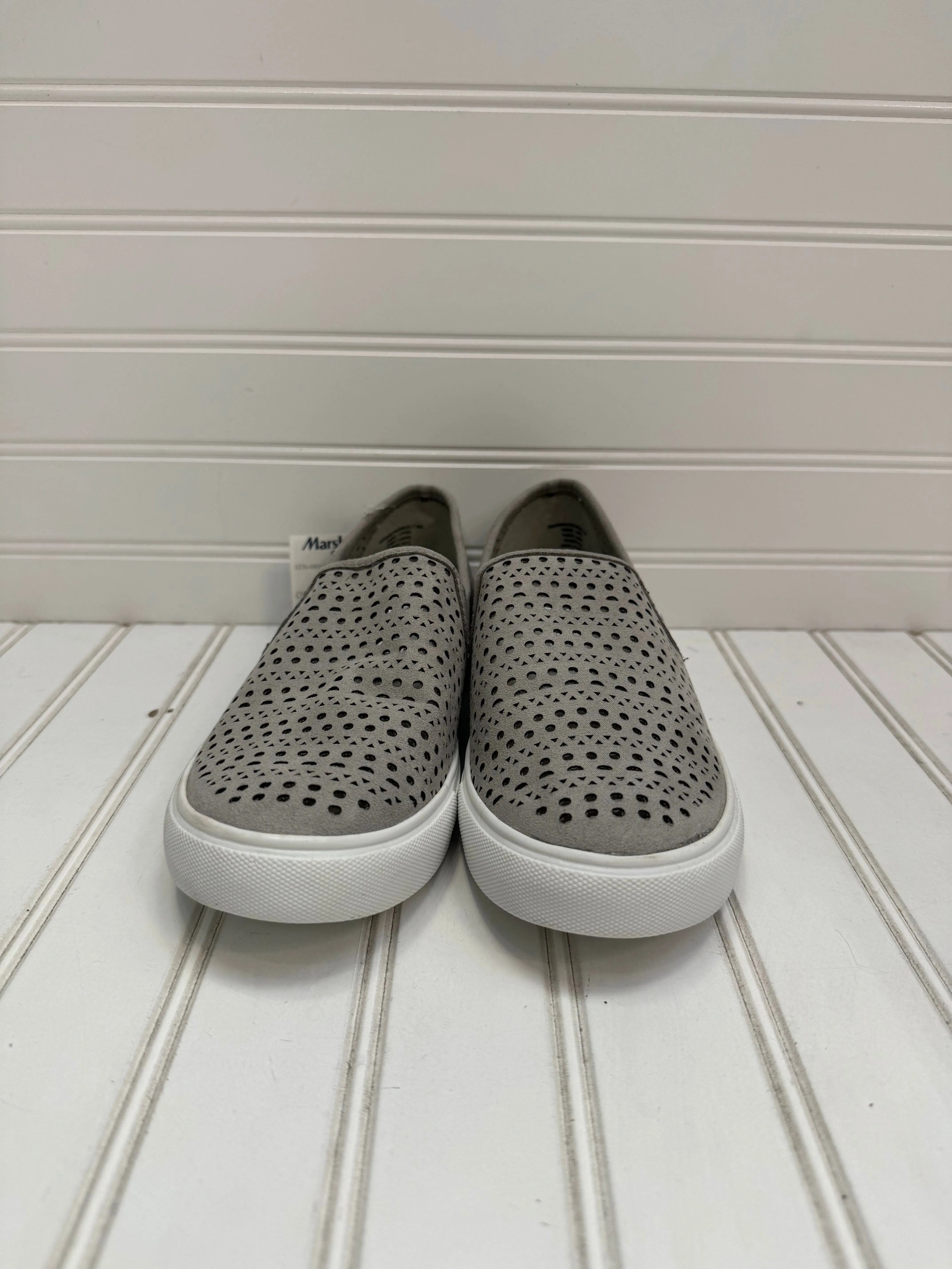 Grey Shoes Sneakers Steve Madden, Size 7.5